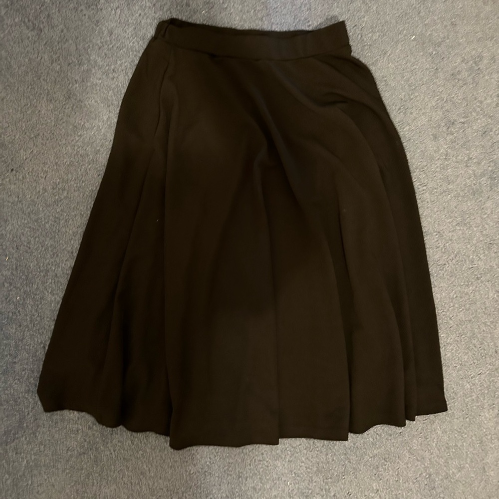 🖤 Black Skirt! 🖤